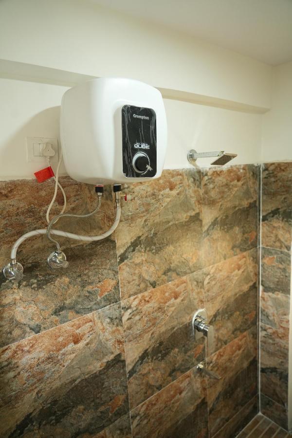 5 Star Grand- Premium Hotell Shamshabad Exteriör bild